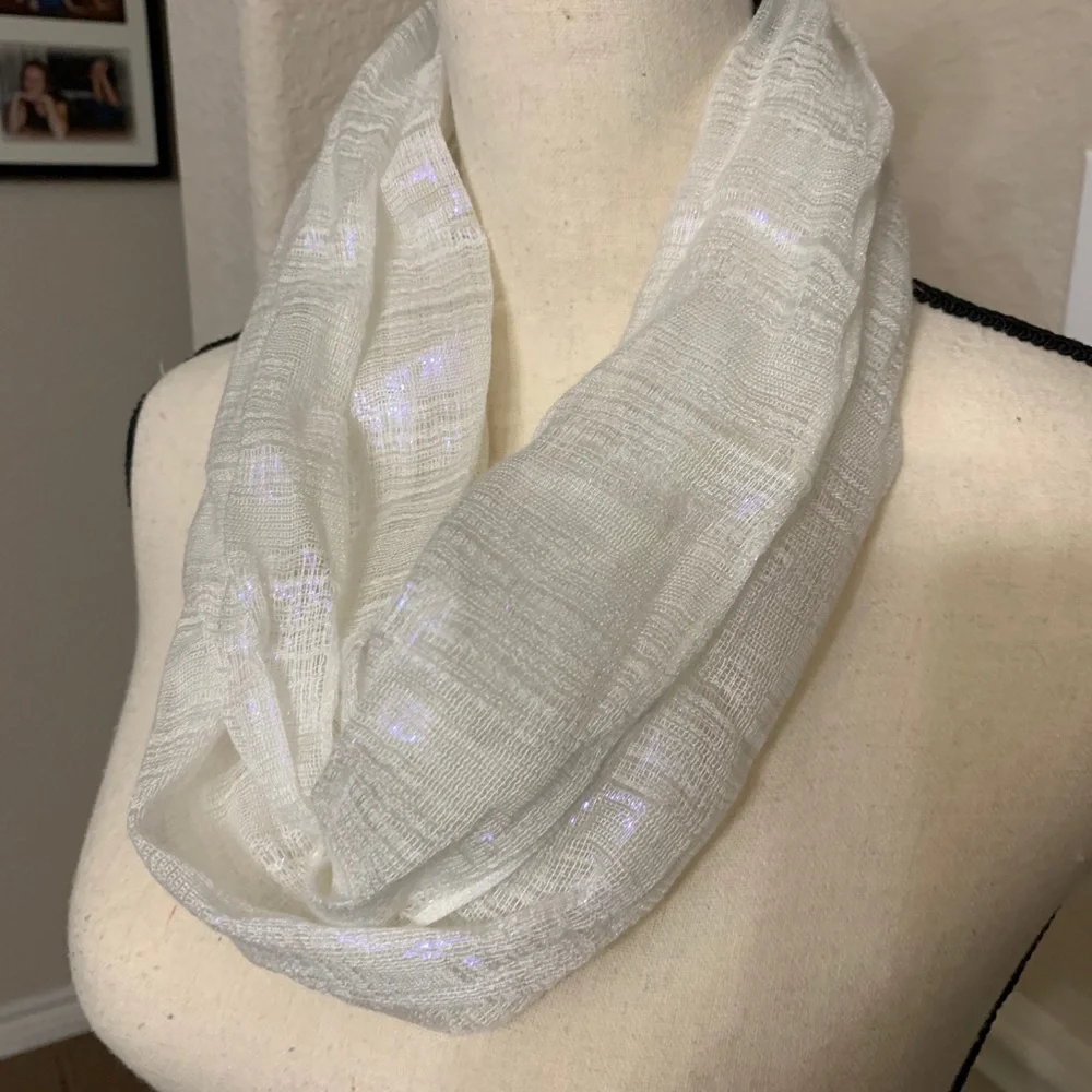 Children’s Place iridescent white infinity scarf